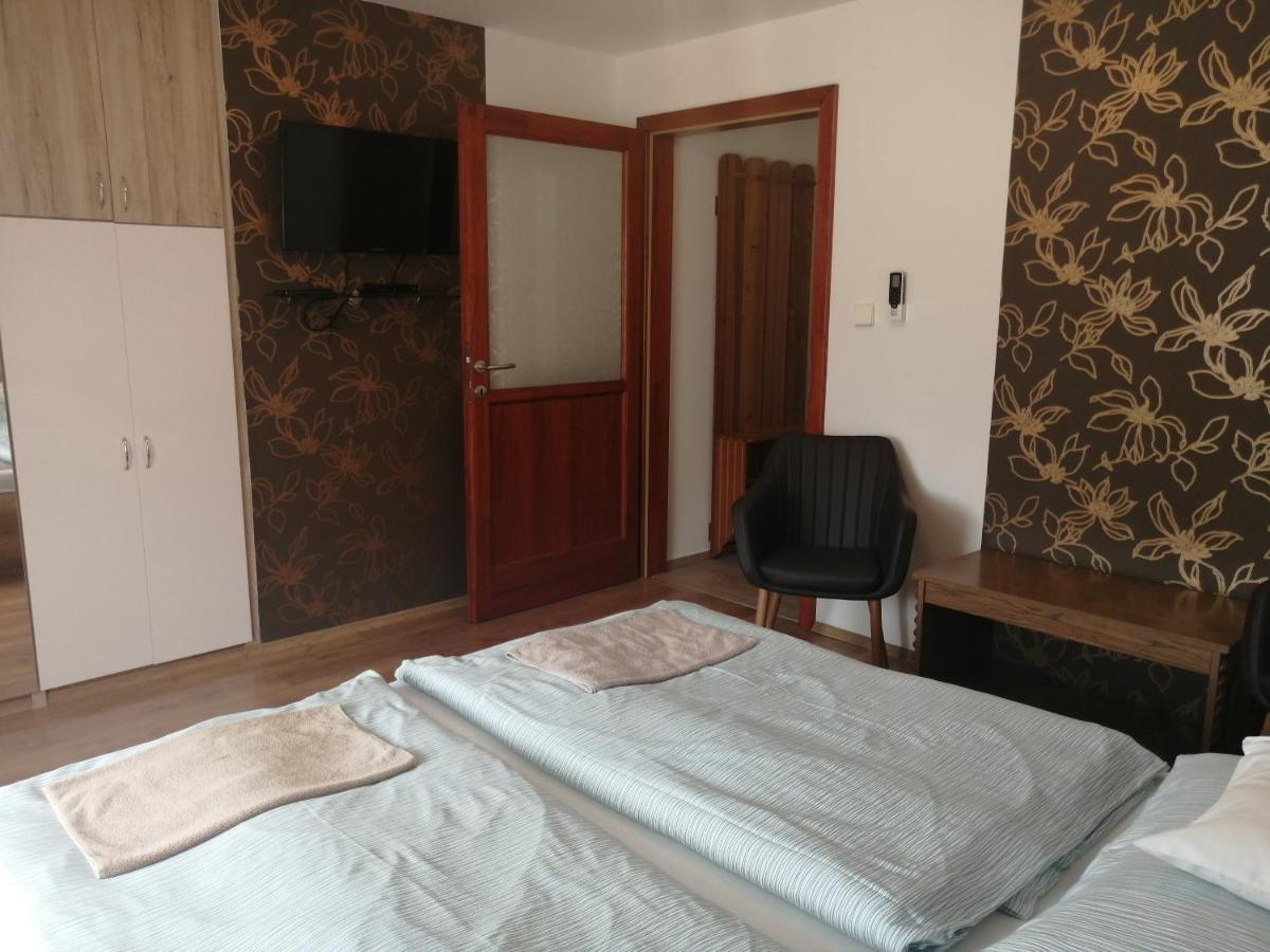 Anita Apartman Bük 外观 照片